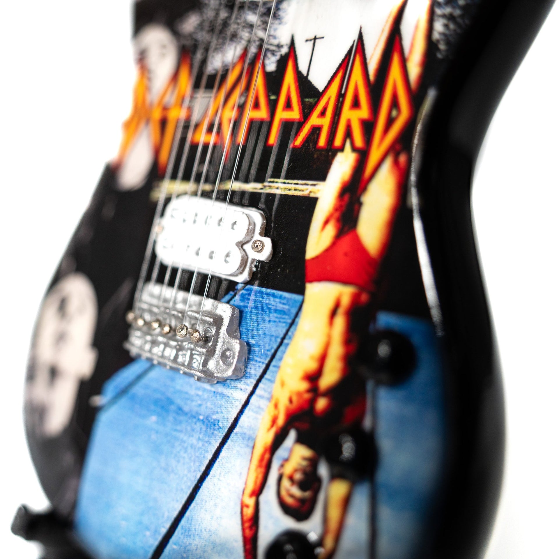 Def Leppard "High 'n' Dry" Mini Guitar