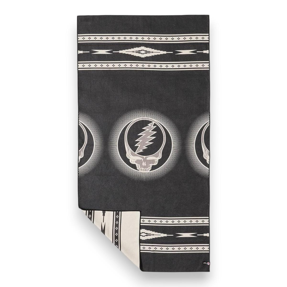 Fillmore Performance Quick-Dry Towel | Grateful Dead x Slowtide