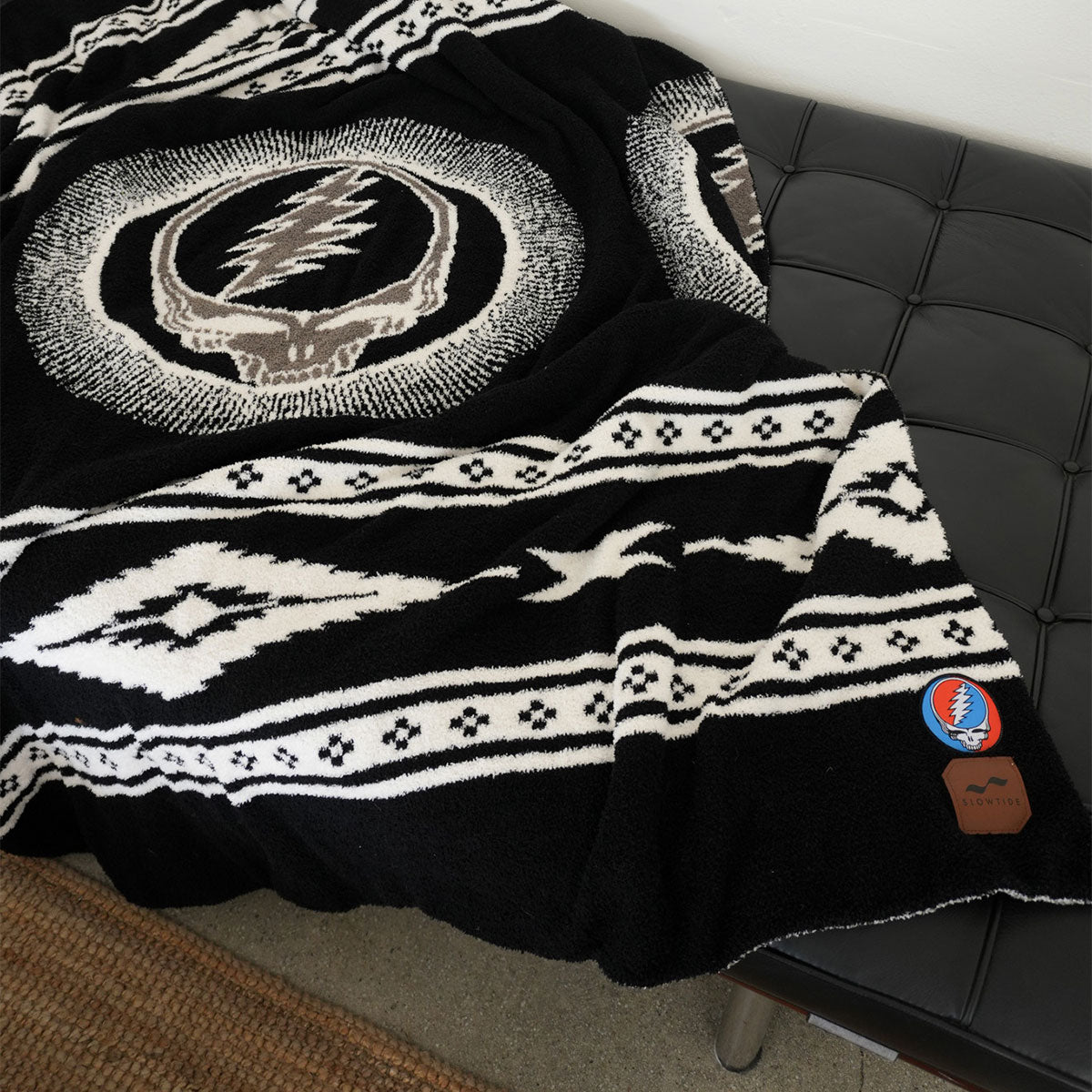 Fillmore Plush Knit Throw Blanket | Grateful Dead x Slowtide