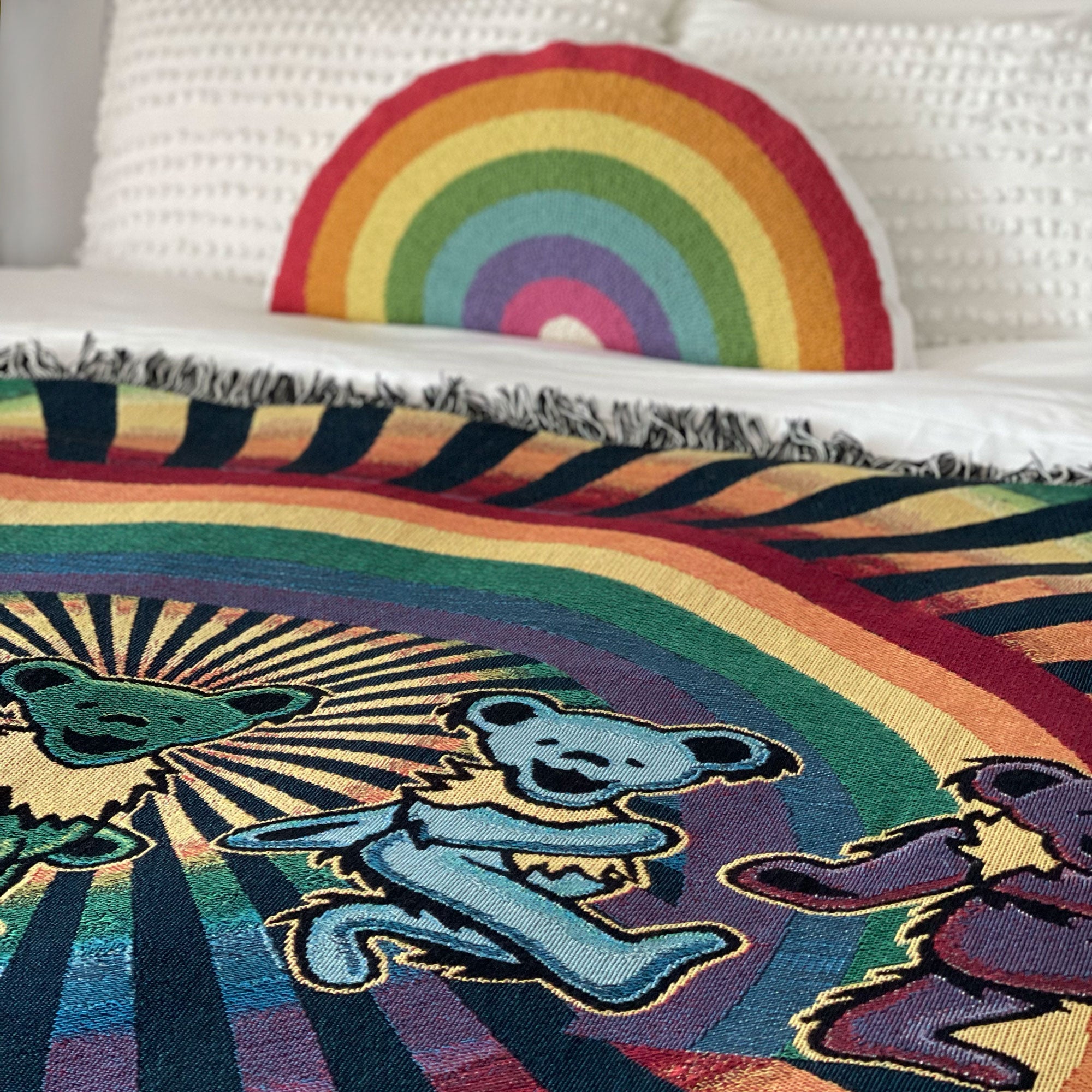 Grateful Dead Rainbow Bears Woven Cotton Blanket | relix.shop