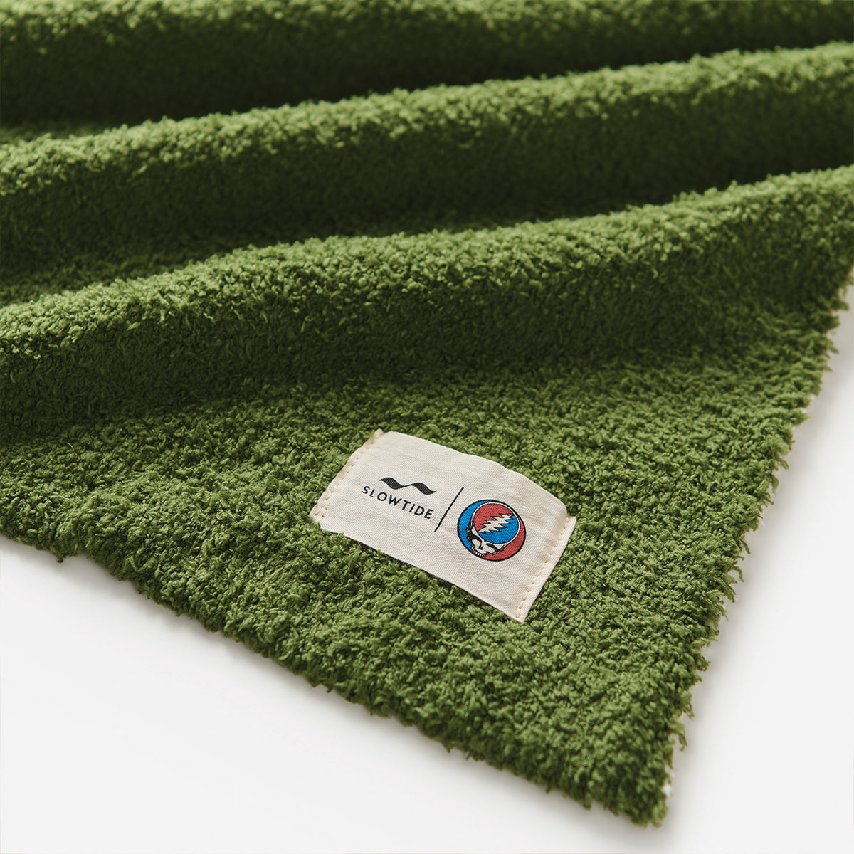 Grateful Shred Plush Knit Throw - Avo | Grateful Dead x Slowtide