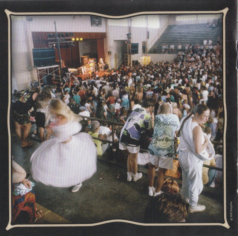 Jerry Garcia – GarciaLive Vol. 10: May 20th, 1990 Hilo Civic Auditorium (2-CD) - Side View