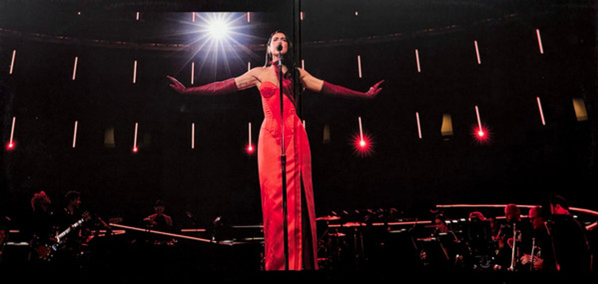Back Cover: Dua Lipa – Live at The Royal Albert Hall (2-LP Vinyl) Vinyl LP | Relix