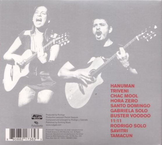Back Cover: Rodrigo Y Gabriela – Live in France CD | Relix