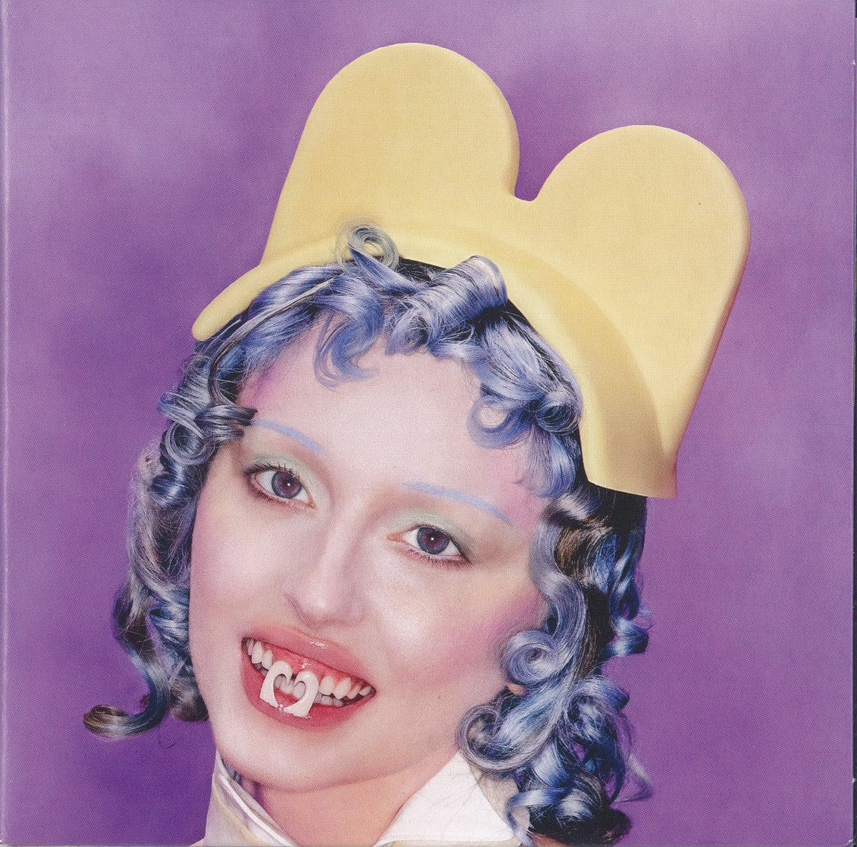 Front Cover: Ashnikko – Smoochies CD | Relix