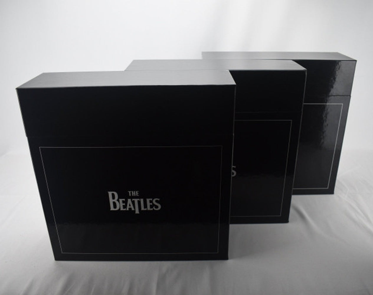 Front Cover: The Beatles – Love Vinyl LP | Relix