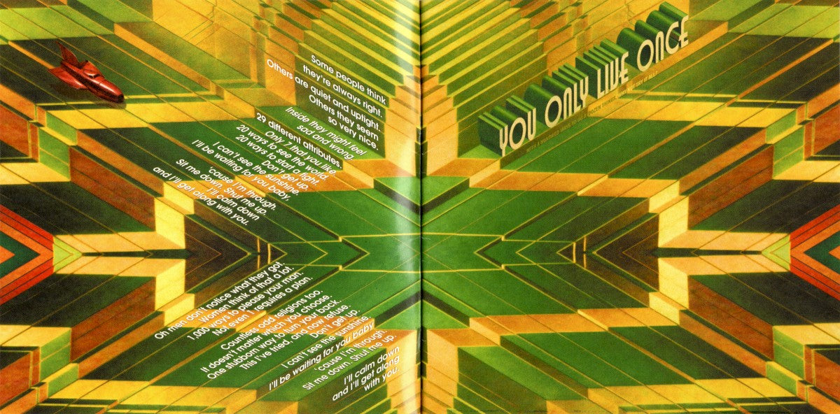 Gatefold 2: The Strokes – First Impressions of Earth CD | Relix