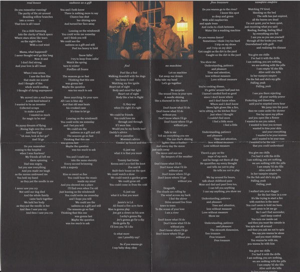 Gatefold: Adrianne Lenker – Bright Future CD | Relix