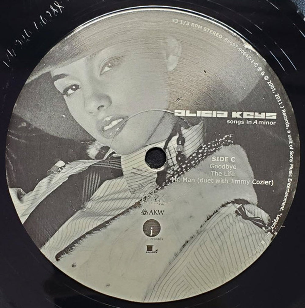 Image 2: Alicia Keys – Songs in a Minor: 10th Anniversary Deluxe (2-LP Vinyl) Vinyl LP | Relix