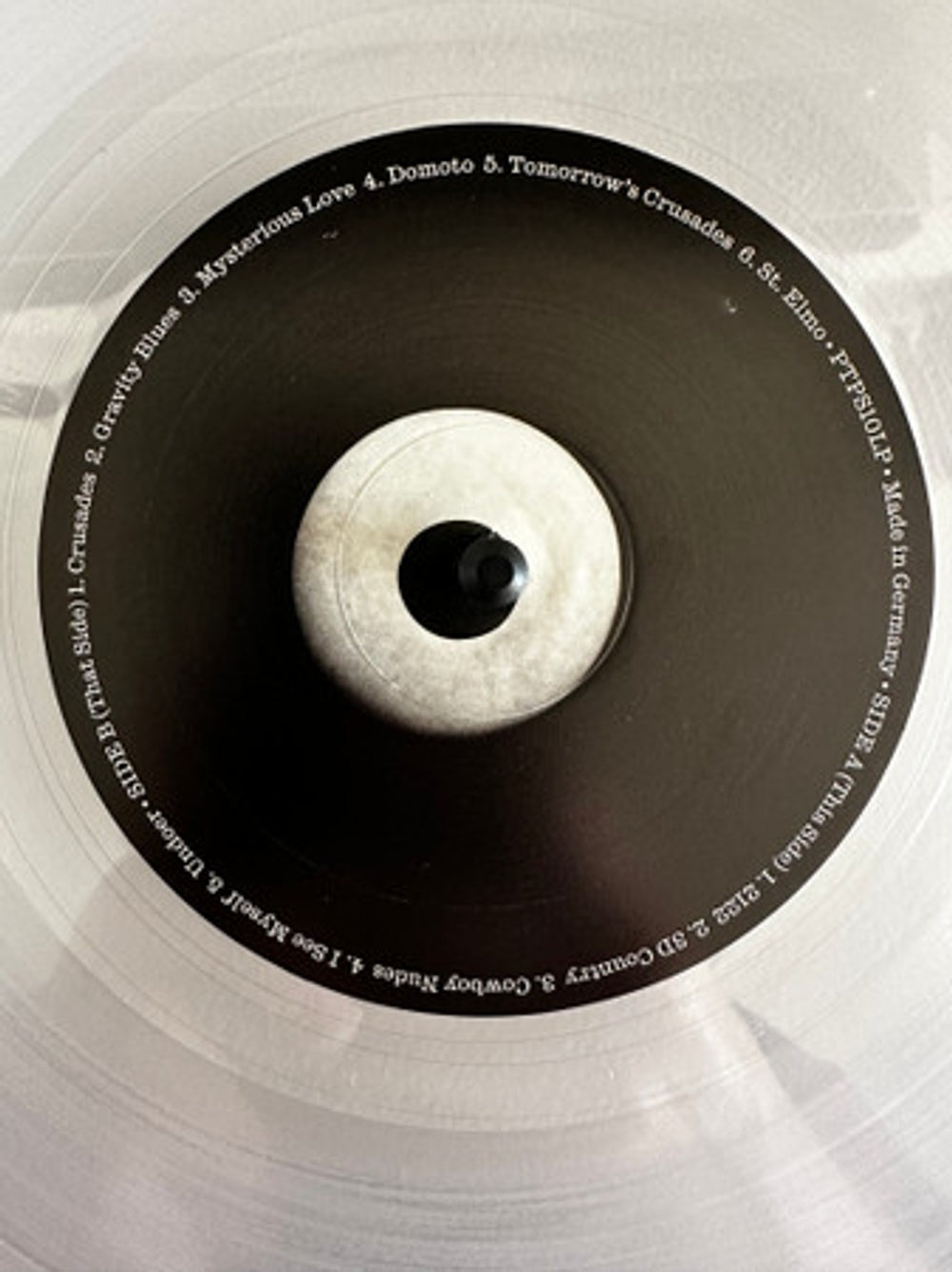 Image 2: Geese – 3D Country (Limited Edition Crystal Clear LP Vinyl) Vinyl LP | Relix