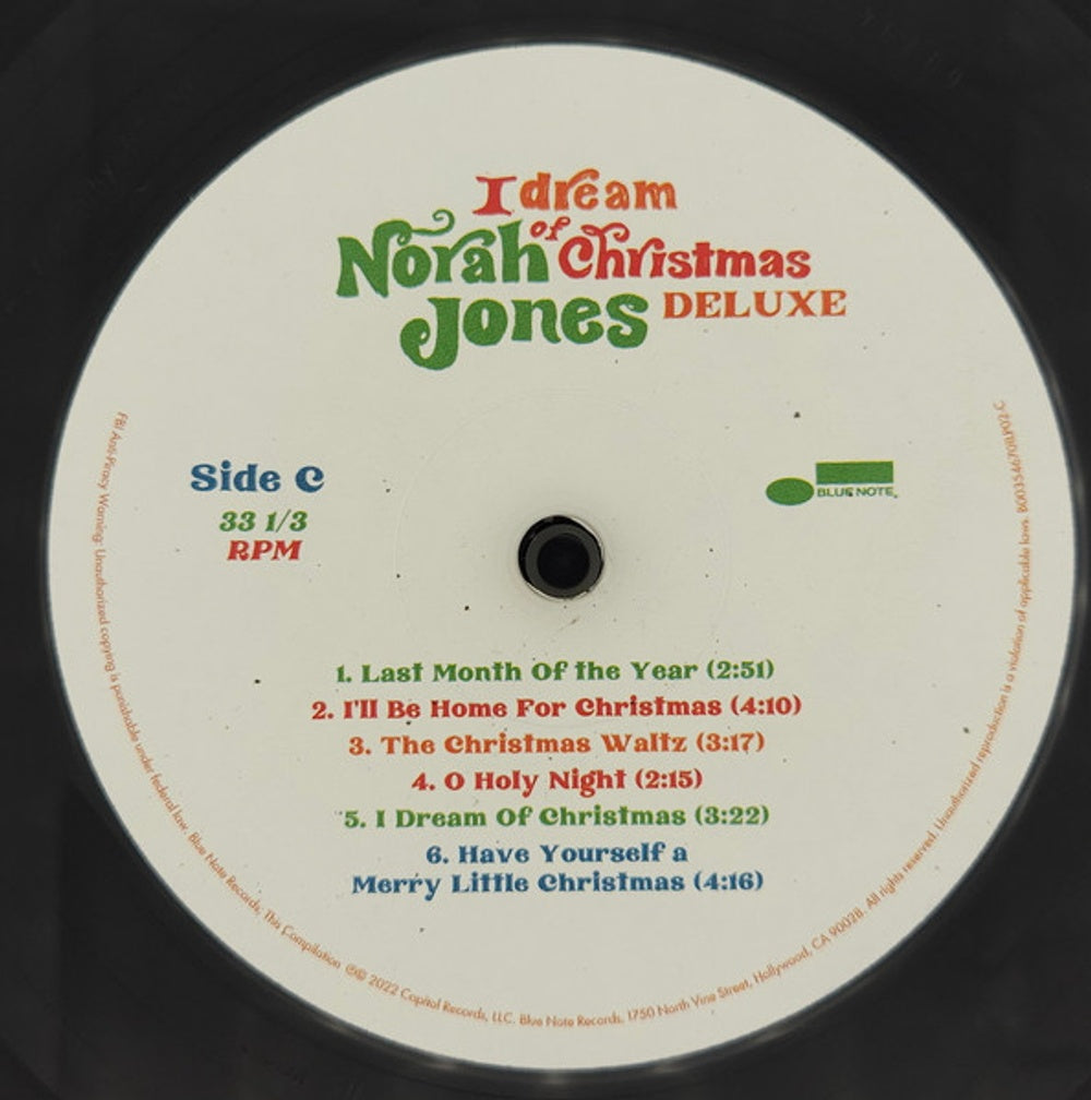 Image 2: Norah Jones – I Dream Of Christmas: Deluxe Vinyl LP | Relix