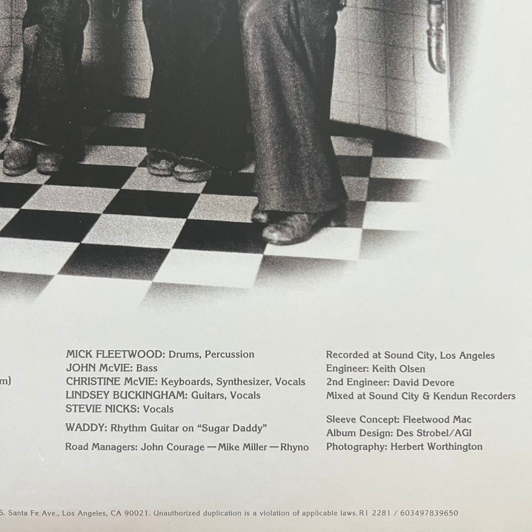 Image 3: Fleetwood Mac – Fleetwood Mac Vinyl LP | Relix