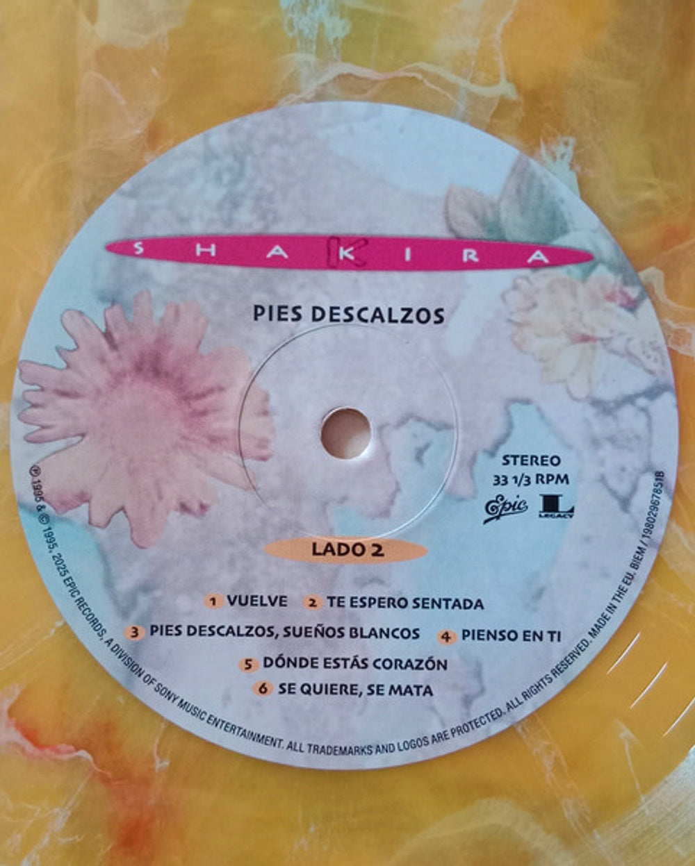 Image 3: Shakira – Pies Descalzos (30th Anniversary, Yellow with Red Swirl Marble Colored LP Vinyl) Vinyl LP | Relix