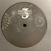 Image 3: Stranger Things [TV Series] – Stranger Things: Soundtrack from the Netflix Original Series, Season 3 (2LP+Bonus 7in LP Vinyl) Vinyl LP | Relix