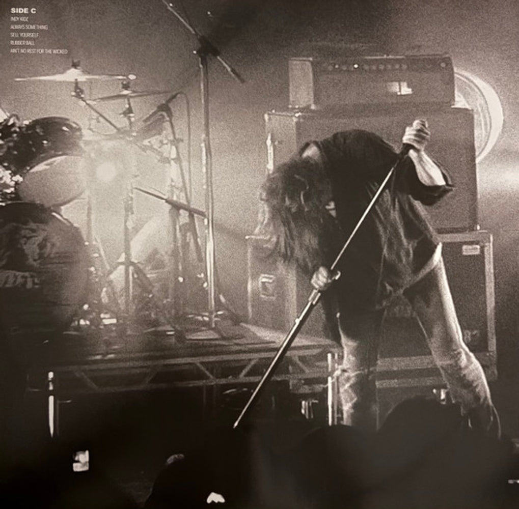 Image 7: Cage The Elephant – Live From The Vic In Chicago (RSD Black Friday 2025 LP Vinyl) Vinyl LP | Relix
