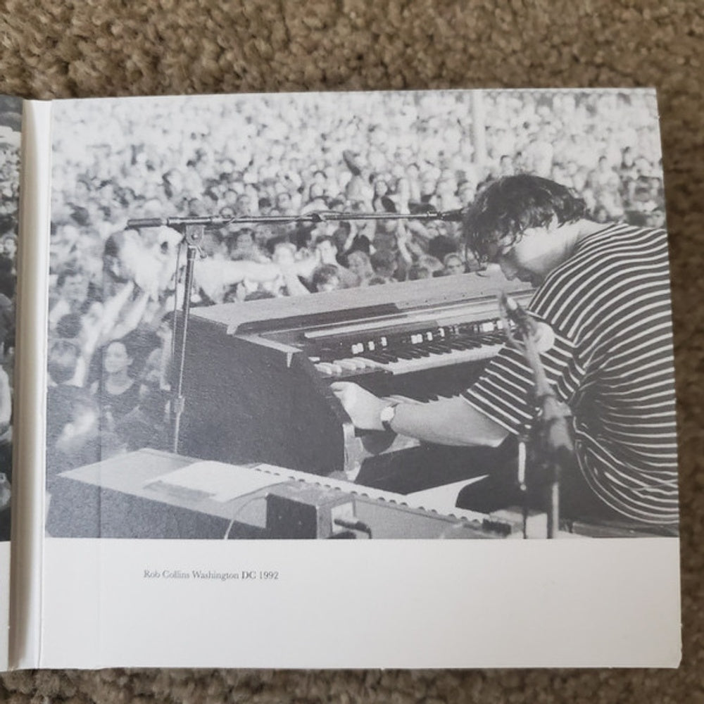 Image 8: The Charlatans UK – Between 10th And 11th (2-CD) CD | Relix