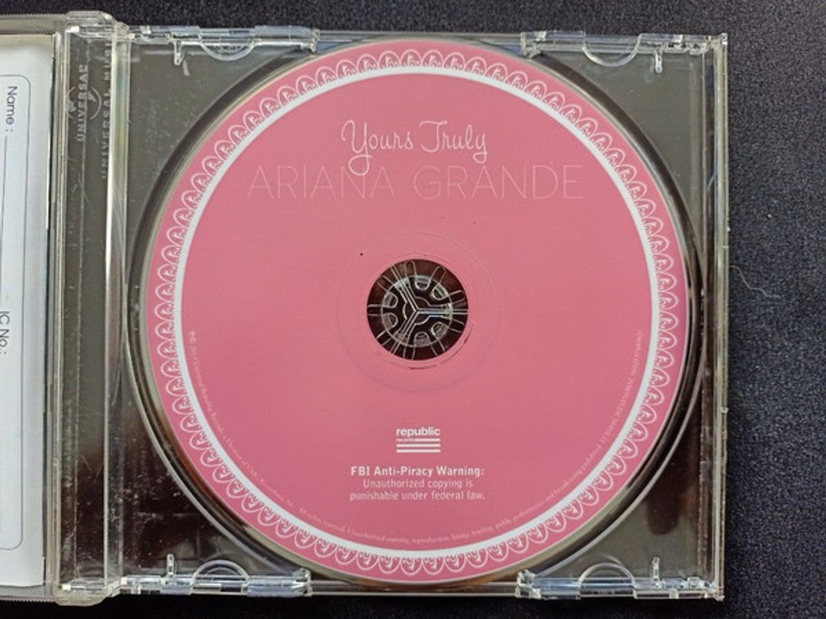 Ariana Grande - Yours Truly CD | Relix