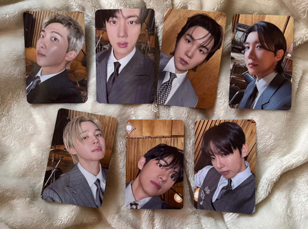 Image: BTS – BTS The 5th Album 'ARIRANG' (Living Legend Ver. CD) CD | Relix
