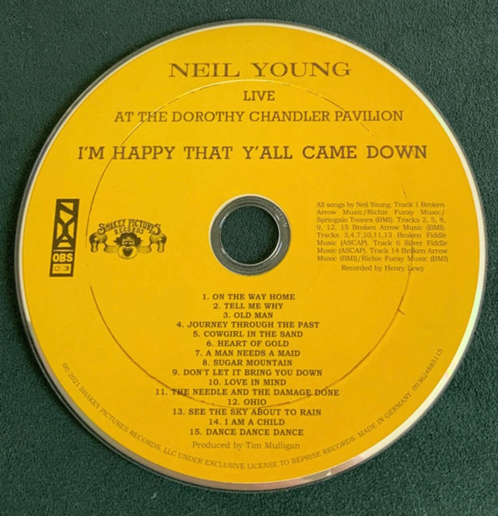 Image: Neil Young – Dorothy Chandler Pavilion 1971 CD | Relix