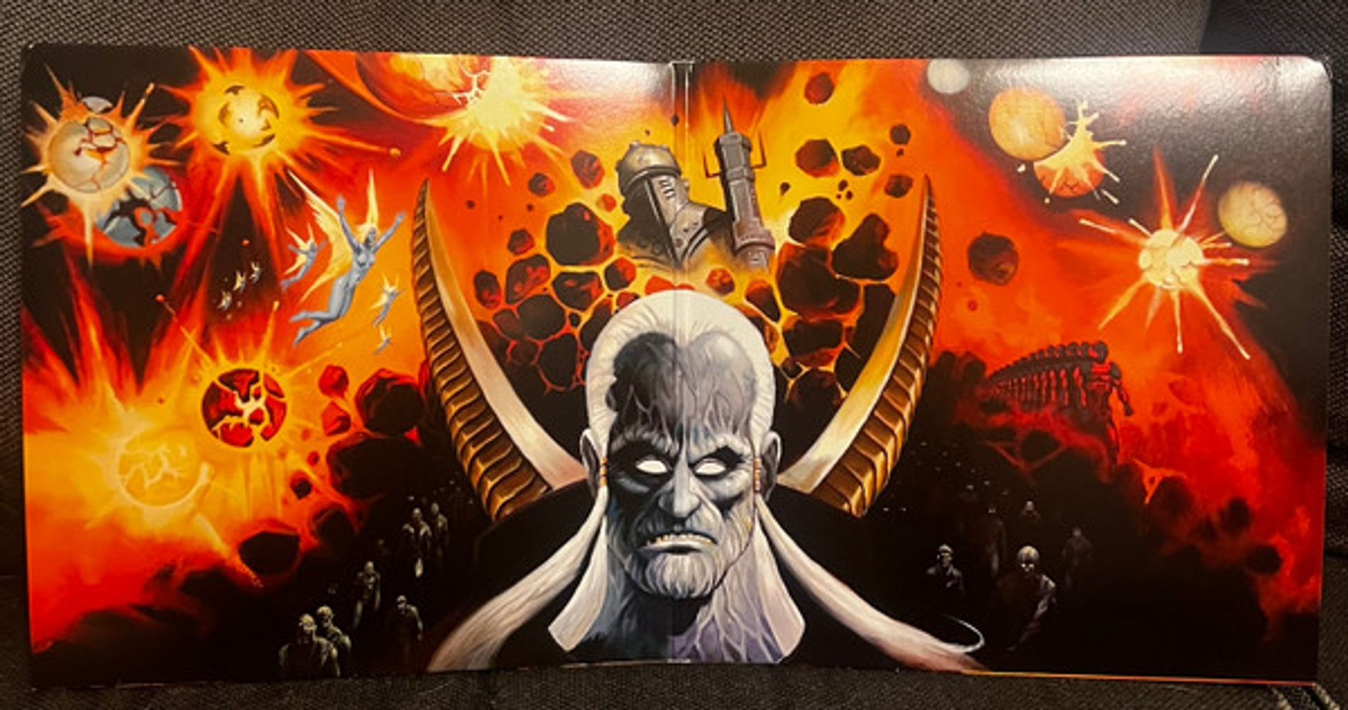 Label Disc: Coheed and Cambria – Good Apollo I’m Burning Star IV, Volume 2: No World For Tomorrow Vinyl LP | Relix