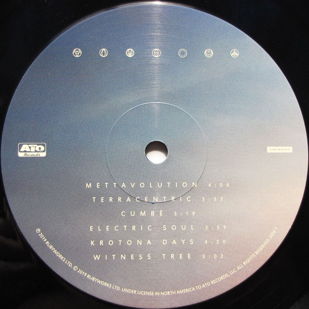 Label Disc: Rodrigo Y Gabriela – Mettavolution (Galaxy Colored LP Vinyl) Vinyl LP | Relix