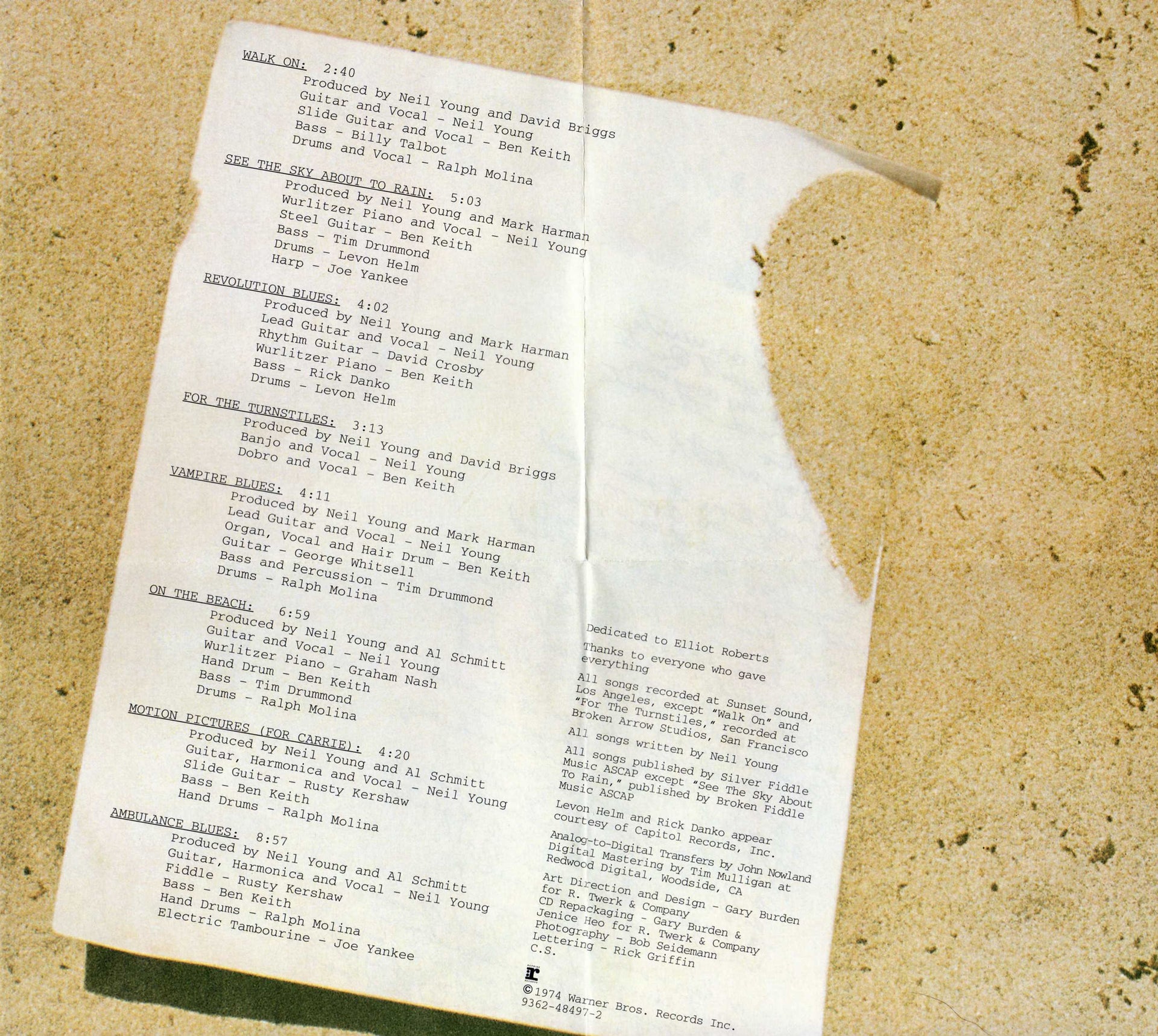 Neil Young – On the Beach – Gatefold – Relix – 1200x1200px