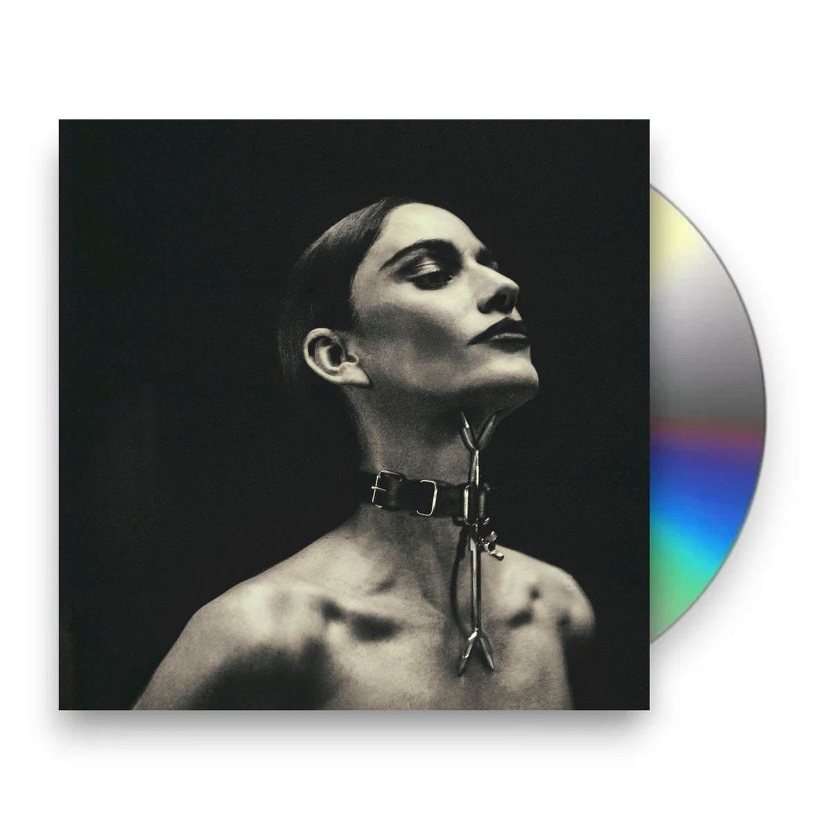 Packshot: Niia – V CD | Relix